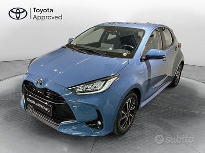 Usata Toyota Yaris Hybrid Trend 116 CV (85 kW) 2020 Blu Berlina