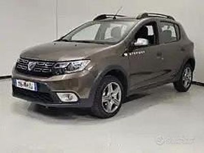 Gebraucht Dacia Sandero 75 PS (55 kW) 2017 Braun Van / Kleinbus