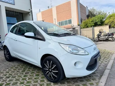 Usata Ford Ka 69 CV (50 kW) 2010 Bianco Utilitaria