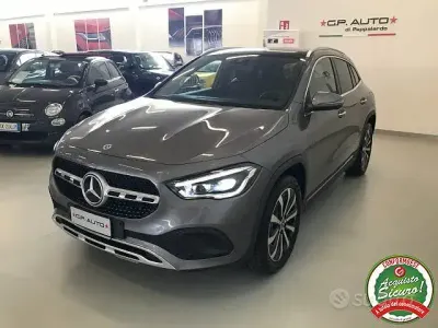 Usata Mercedes GLA200 150 CV (110 kW) 2021 Grigio SUV
