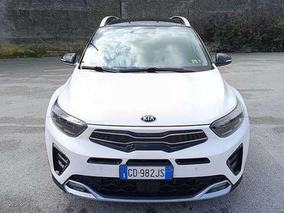Usata Kia Stonic GT-Line S 101 CV (74 kW) 2021 Bianco SUV