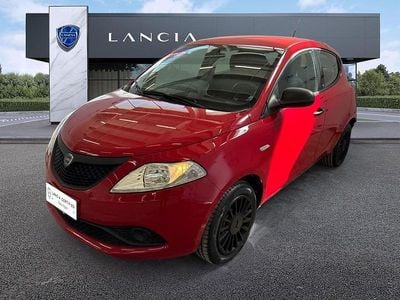 Usata Lancia Ypsilon 69 CV (50 kW) 2019 Rosso Utilitaria