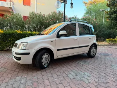 Usata Fiat Panda 69 CV (50 kW) 2011 Bianco Utilitaria