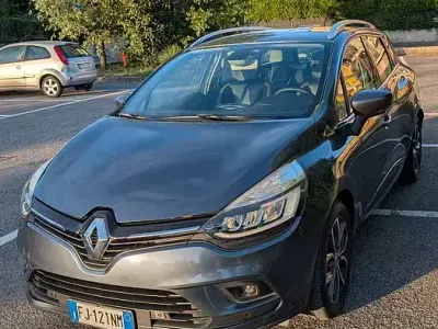 Usata Renault Clio 75 CV (55 kW) 2017 Bluazzurro Station wagon