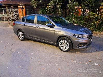 Usata Fiat Tipo 95 CV (69 kW) 2017 Grigio Berlina