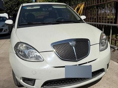 Begagnad Lancia Ypsilon 60 HK (44 kW) 2008 Halvkombi