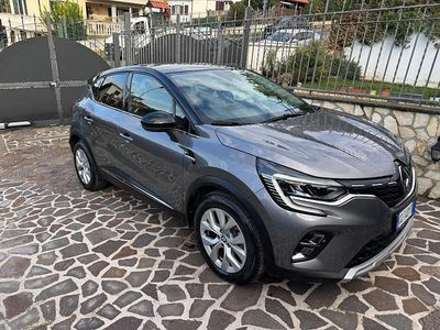 Usata Renault Captur Intens 92 CV (67 kW) 2021 Grigio SUV