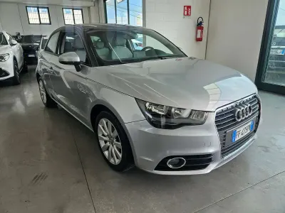 Usata Audi A1 S-Line 86 CV (63 kW) 2015 Argento Utilitaria