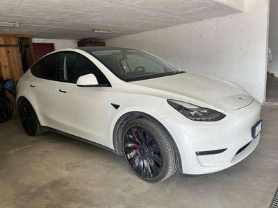 Usata Tesla Model Y Performance 392 kW (534 CV) 2022 Bianco SUV