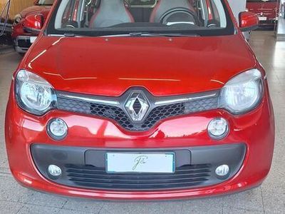 Usata Renault Twingo SE 69 CV (50 kW) 2015 Rosso Utilitaria