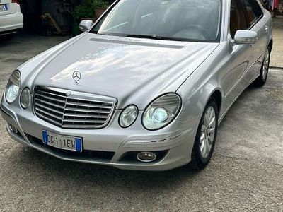 Mercedes E220