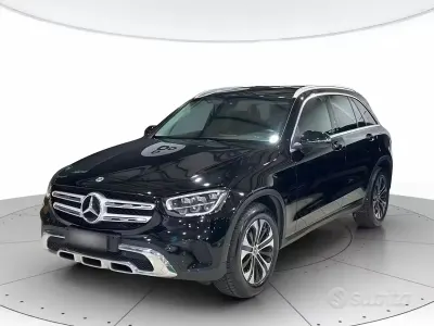 Usata Mercedes 220 Business 194 CV (142 kW) 2022 Nero SUV