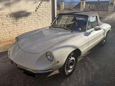 Usata Alfa Romeo GT Junior 88 CV (64 kW) 1968 Bianco Cabrio