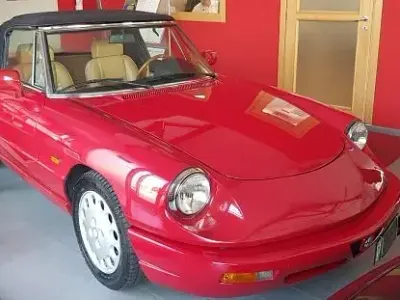 Usata Alfa Romeo Spider 122 CV (89 kW) 1990 Rosso alfa romeo Cabrio