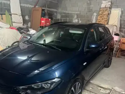 Usata Fiat Tipo 84 CV (61 kW) 2017 Blu Station wagon