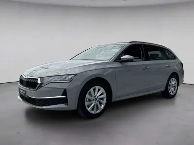 Nuova Skoda Octavia Executive 150 CV (110 kW) 2026 Grigio / metallizzato Station wagon