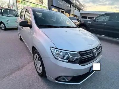 Usata Dacia Sandero Comfort 75 CV (55 kW) 2018 Grigio Berlina