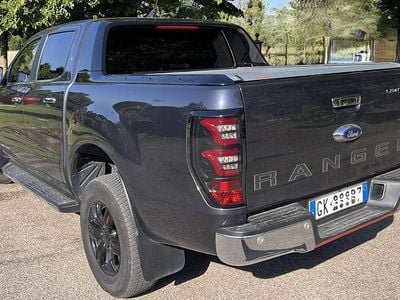 Usata Ford Ranger Limited 213 CV (156 kW) 2022 Grigio Pick-up