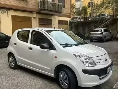Używany Nissan Pixo 68 KM (50 kW) 2009 Biały Hatchback