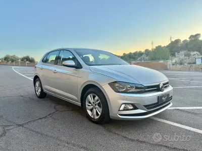 Usata VW Polo 75 CV (55 kW) 2018 Grigio Utilitaria