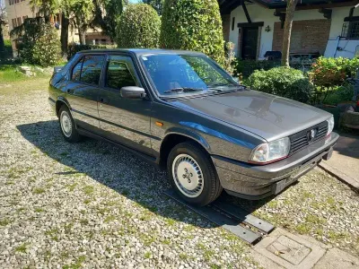 Usata Alfa Romeo 33 Quadrifoglio Verde 114 CV (83 kW) 1987 Berlina