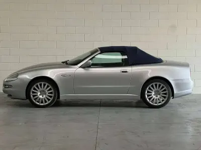 Usata Maserati Spyder 530 CV (389 kW) 2003 Argento Cabrio