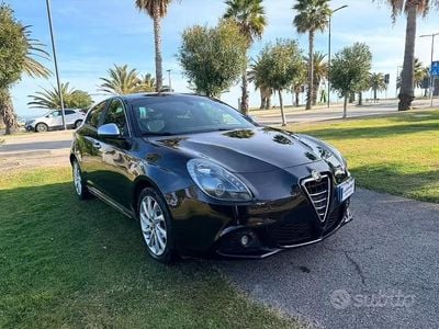 Usata Alfa Romeo Giulietta Distinctive 170 CV (125 kW) 2012 Nero Utilitaria