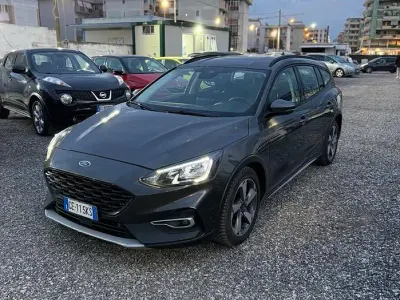 Usata Ford Focus Active 120 CV (88 kW) 2021 Grigio Station wagon