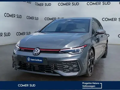 Usata VW Golf VIII GTI 265 CV (194 kW) 2024 Grigio Utilitaria