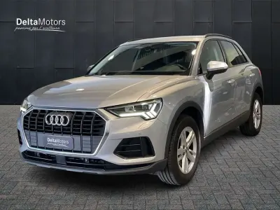 Usata Audi Q3 Ambiente 190 CV (139 kW) 2020 Argento (metallizzato) SUV