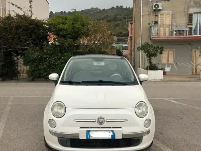 Usata Fiat 500 Lounge 69 CV (50 kW) 2009 Bianco Cabrio