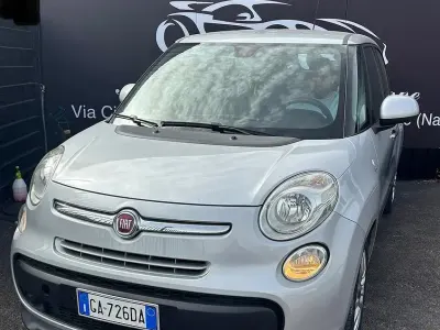 Begagnad Fiat 500L Lounge 85 HK (62 kW) 2015 Grå Minibuss