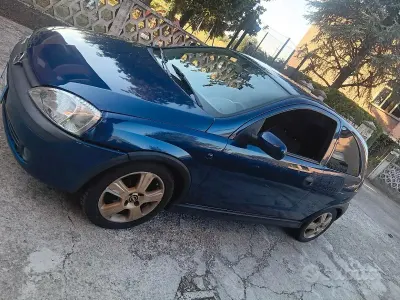 Usata Opel Corsa 58 CV (42 kW) 2003 Utilitaria