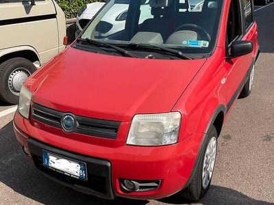 Usata Fiat Panda 4x4 60 CV (44 kW) 2005 Rosso Utilitaria