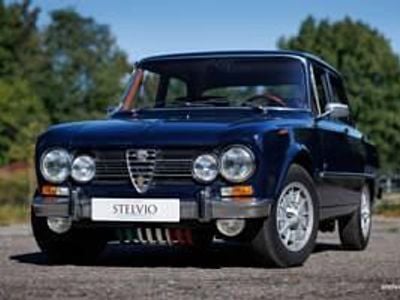 Usata Alfa Romeo Giulia Super 130 CV (95 kW) 1973 Blu Berlina