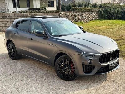 Usata Maserati Levante 430 CV (316 kW) 2021 Grigio SUV