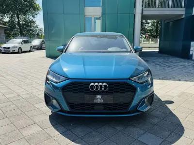 Usata Audi A3 Sportback Business 110 CV (80 kW) 2022 Blu Utilitaria