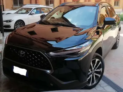 Usata Toyota Corolla Cross Trend 140 CV (102 kW) 2023 Nero SUV