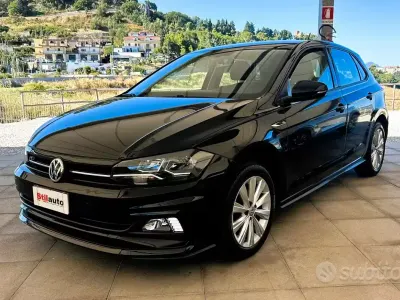 Usata VW Polo R-line 95 CV (69 kW) 2018 Nero Utilitaria