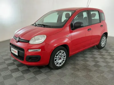 Usata Fiat Panda 70 CV (51 kW) 2021 Rosso Utilitaria