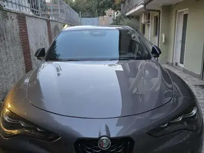 Usata Alfa Romeo Stelvio 280 CV (205 kW) 2026 Grigio SUV