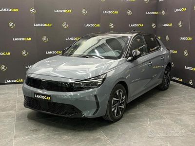Usata Opel Corsa GS Line 101 CV (74 kW) 2024 Grigio Berlina