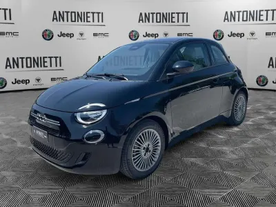Nuova Fiat 500 Icon 65 CV (47 kW) 2026 Nero Berlina