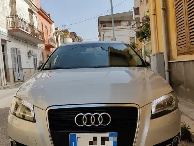 Usata Audi A3 Comfort 105 CV (77 kW) 2012 Grigio Utilitaria