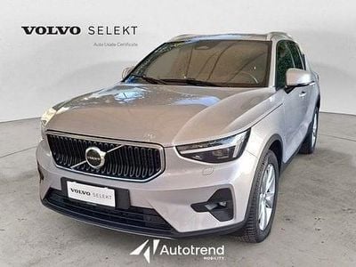 Usata Volvo XC40 Core 163 CV (119 kW) 2025 Argento SUV