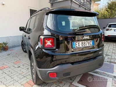 Usado Jeep Renegade 140 CV (102 kW) 2014 Negro SUV