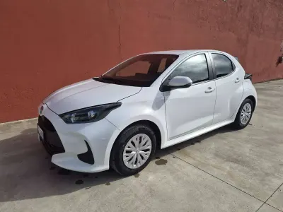Usata Toyota Yaris Hybrid