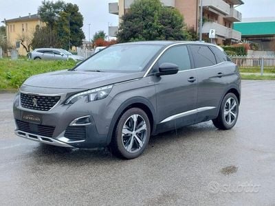 Usata Peugeot 3008 GT-line 130 CV (95 kW) 2018 Grigio SUV