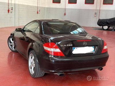 Usata Mercedes SLK200 163 CV (119 kW) 2004 Nero Cabrio