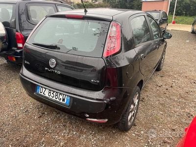 Usata Fiat Punto Evo Dynamic 77 CV (56 kW) 2010 Nero Utilitaria